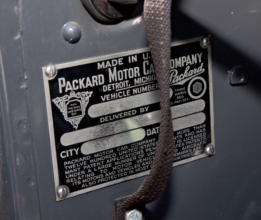  Packard Twelve Close Coupled Limousine 1935 года  (фото 22 из 28)